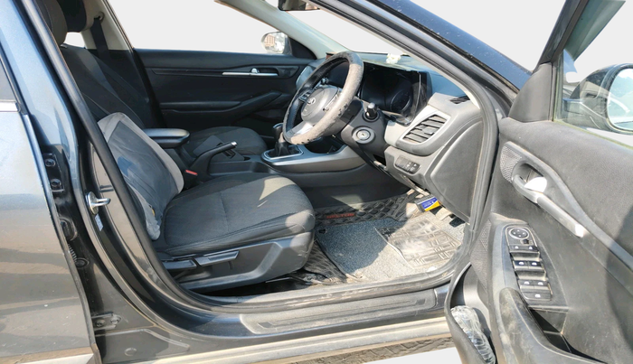 2020 KIA SELTOS HTK 1.5 DIESEL, Diesel, Manual, 1,06,504 km, interior