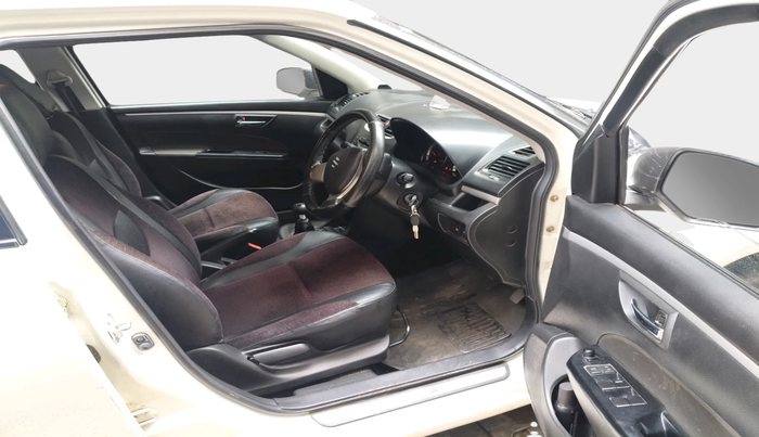 2015 Maruti Swift VXI, Petrol, Manual, 52,235 km, interior