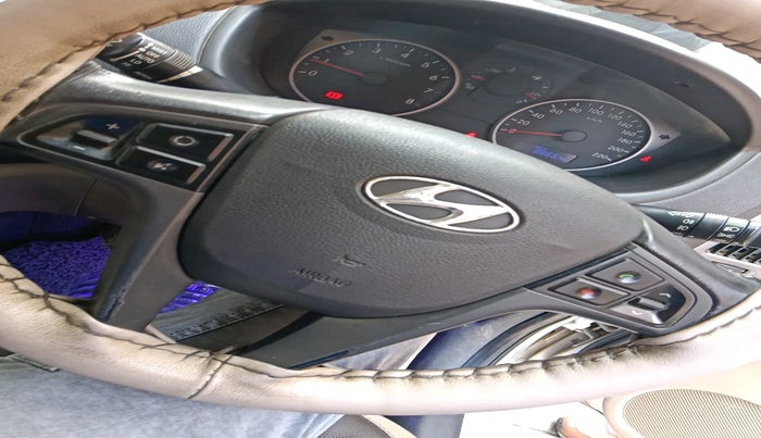 2013 Hyundai i20 SPORTZ 1.2, Petrol, Manual, 88,664 km, interior