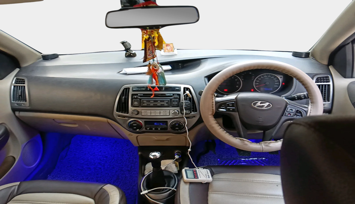 2013 Hyundai i20 SPORTZ 1.2, Petrol, Manual, 88,664 km, interior