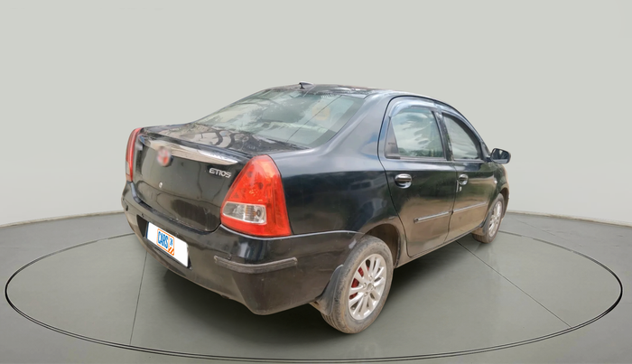 2011 Toyota Etios V, Petrol, Manual, 1,10,390 km, exterior