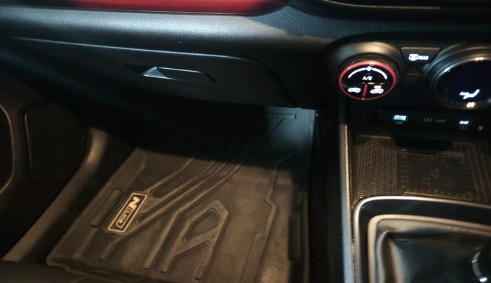 2023 Hyundai VENUE N LINE N8 1.0 TURBO MT, Petrol, Manual, 7,354 km, interior