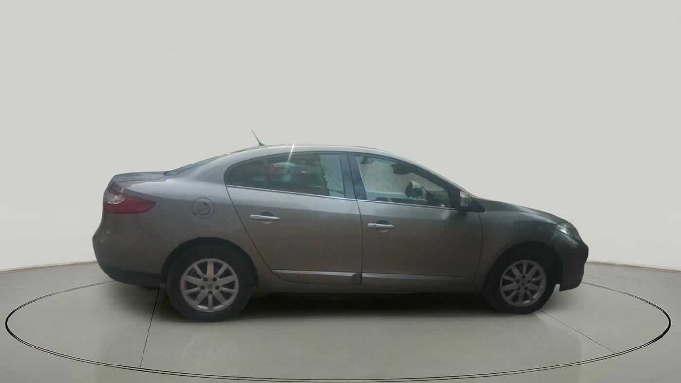 2012 Renault Fluence 1.5 E2, Diesel, Manual, 1,55,597 km, exterior