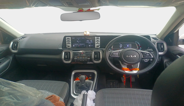 2023 KIA SONET HTK PLUS 1.0 IMT, Petrol, Manual, 919 km, interior