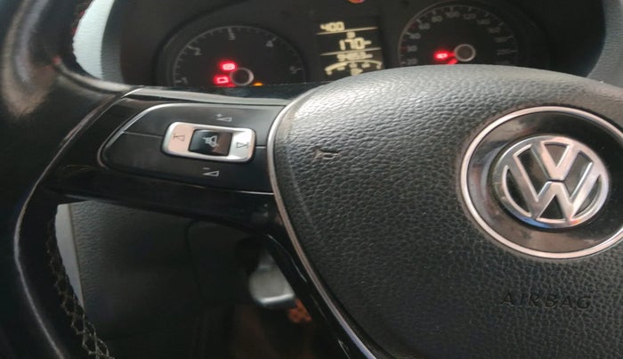 2015 Volkswagen Polo HIGHLINE1.5L, Diesel, Manual, 94,853 km, interior