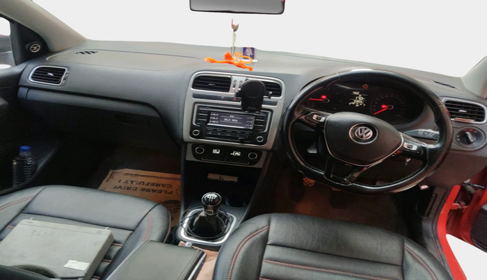 2015 Volkswagen Polo HIGHLINE1.5L, Diesel, Manual, 94,853 km, interior