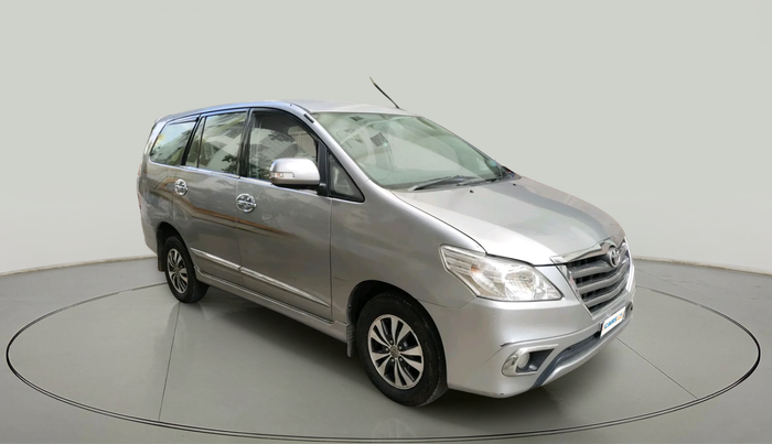 2015 Toyota Innova 2.5 VX 7 STR, Diesel, Manual, 1,15,432 km, exterior