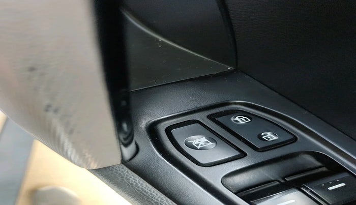 2017 Hyundai Creta E PLUS 1.6 PETROL, Petrol, Manual, 61,137 km, interior