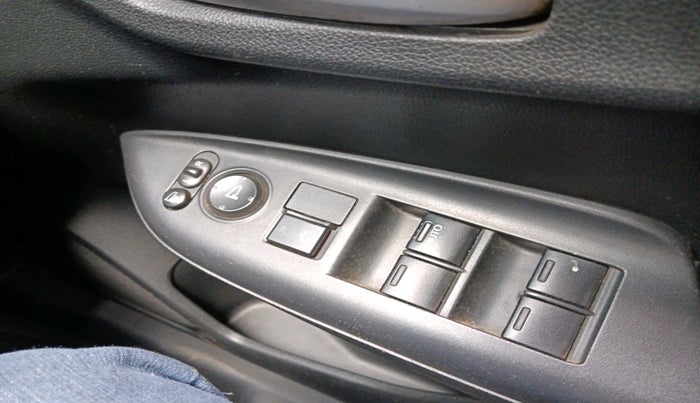 2016 Honda Jazz 1.2L I-VTEC V, Petrol, Manual, 97,987 km, interior