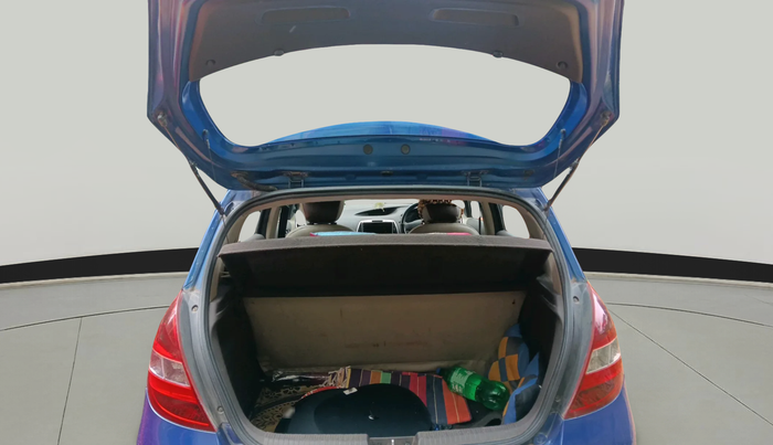 2011 Hyundai i20 MAGNA 1.2, Petrol, Manual, 68,802 km, exterior