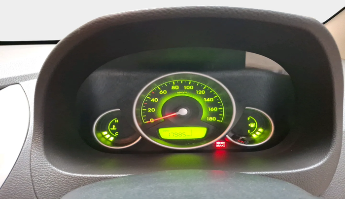 2017 Hyundai Eon MAGNA +, Petrol, Manual, 17,985 km, interior