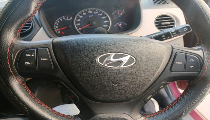 2015 Hyundai Grand i10 SPORTZ 1.2 KAPPA VTVT, Petrol, Manual, 1,00,490 km, interior