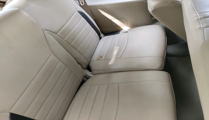 2020 Maruti Ertiga VXI SHVS, Petrol, Manual, 60,556 km, interior