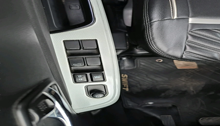 2023 Maruti Swift VXI AMT, Petrol, Automatic, 9,873 km, interior
