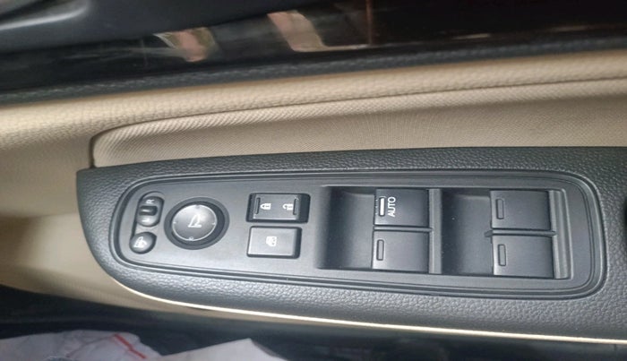 2021 Honda Amaze 1.2L I-VTEC S, Petrol, Manual, 28,485 km, interior