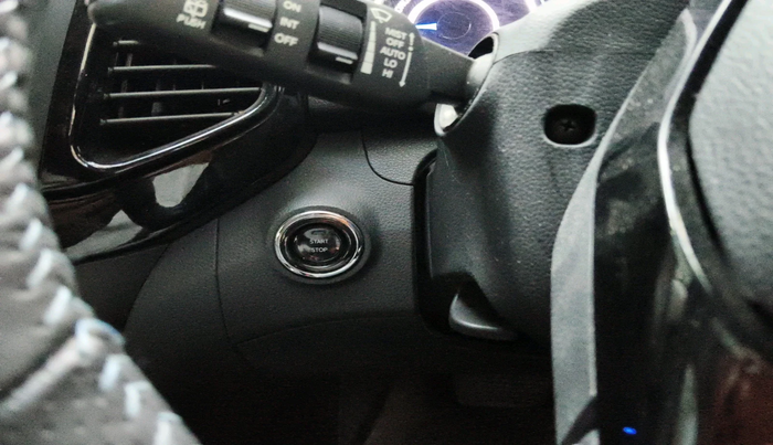 2023 Mahindra XUV400 EL 7.2 KW, Electric, Automatic, 23,043 km, interior