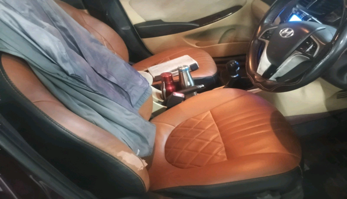 2011 Hyundai Verna FLUIDIC 1.6 CRDI SX, Diesel, Manual, 91,075 km, interior