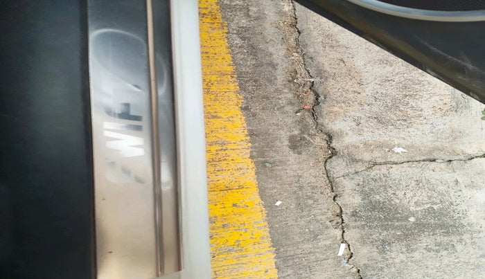 2010 Maruti Swift VXI, Petrol, Manual, 79,040 km, interior