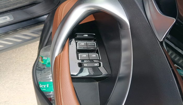 2021 MG HECTOR PLUS SHARP 1.5 PETROL TURBO DCT 6-STR, Petrol, Automatic, 34,510 km, interior