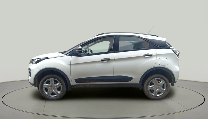 2022 Tata NEXON XM PETROL, Petrol, Manual, 21,980 km, exterior