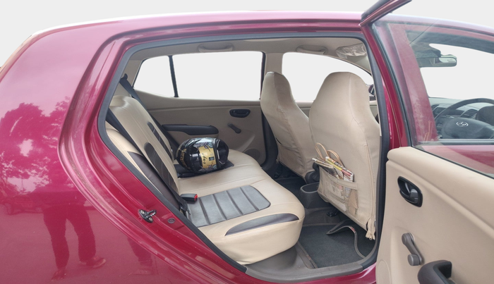 2014 Hyundai i10 ERA 1.1, Petrol, Manual, 36,399 km, interior
