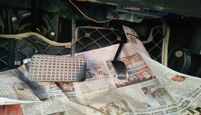 2018 Tata Hexa XTA 4X2 7 STR, Diesel, Automatic, 81,611 km, interior