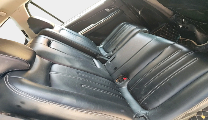 2018 Tata Hexa XTA 4X2 7 STR, Diesel, Automatic, 81,611 km, interior