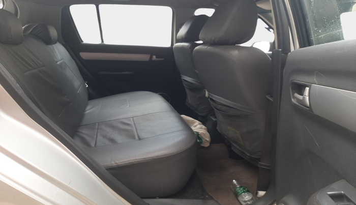 2010 Maruti Swift VXI, Petrol, Manual, 2,47,595 km, interior