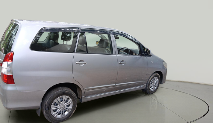 2016 Toyota Innova 2.5 GX 7 STR, Diesel, Manual, 74,609 km, exterior