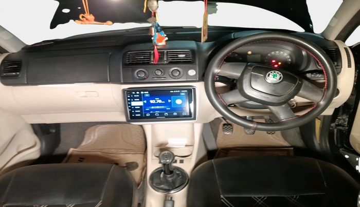 2011 Skoda Fabia AMBIENTE 1.2 MPI, Petrol, Manual, 1,11,279 km, interior