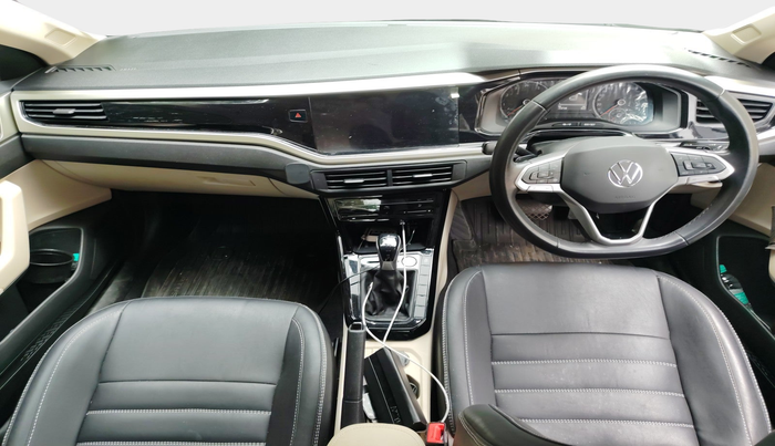 2022 Volkswagen VIRTUS HIGHLINE TSI 1.0 AT, Petrol, Automatic, 11,715 km, interior