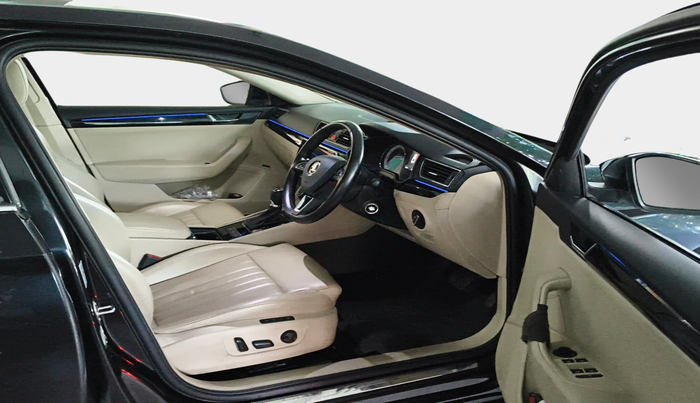 2017 Skoda Superb L&K 1.8 TSI AT, Petrol, Automatic, 46,091 km, interior