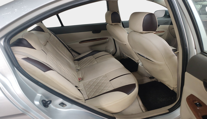 2011 Hyundai Verna TRANSFORM 1.6 VTVT, Petrol, Manual, 77,379 km, interior