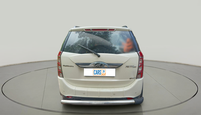 2015 Mahindra XUV500 W10, Diesel, Manual, 1,79,850 km, exterior