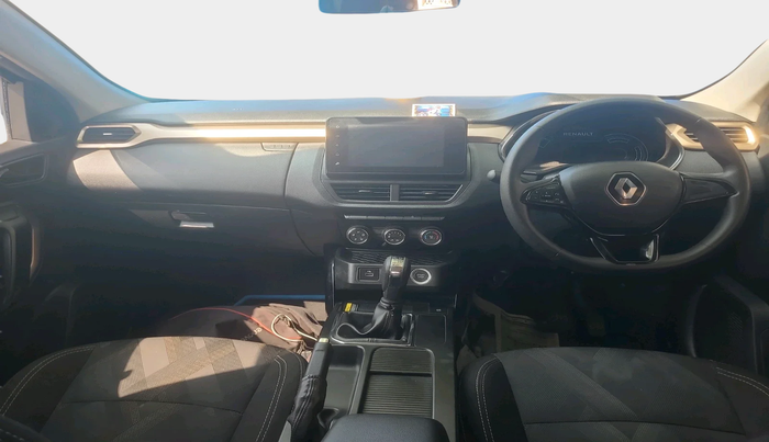 2021 Renault Kiger RXT (O) AMT DUAL TONE, Petrol, Automatic, 16,065 km, interior