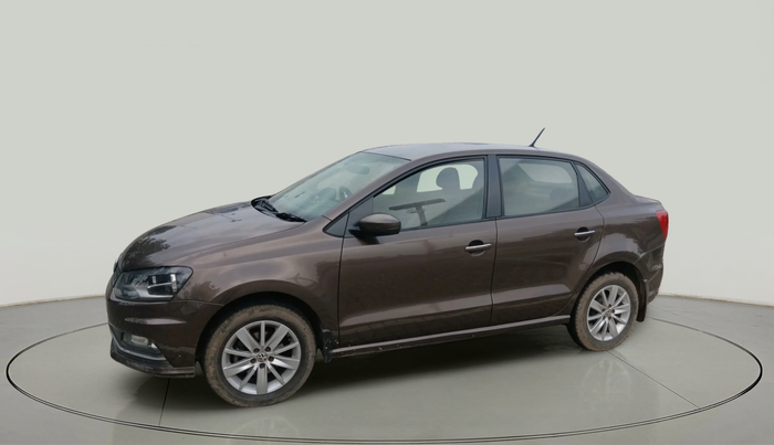 2016 Volkswagen Ameo HIGHLINE1.5L, Diesel, Manual, 2,04,332 km, exterior