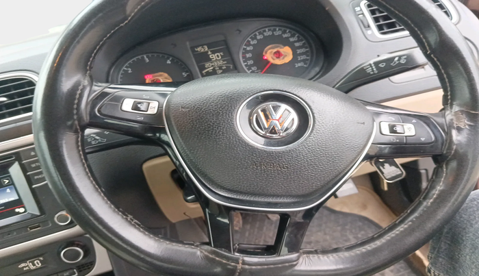 2016 Volkswagen Ameo HIGHLINE1.5L, Diesel, Manual, 2,04,332 km, interior