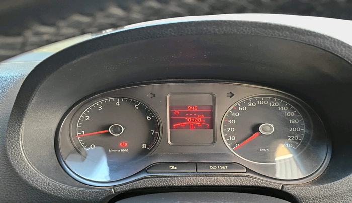 2014 Volkswagen Polo HIGHLINE1.2L, Petrol, Manual, 70,428 km, interior