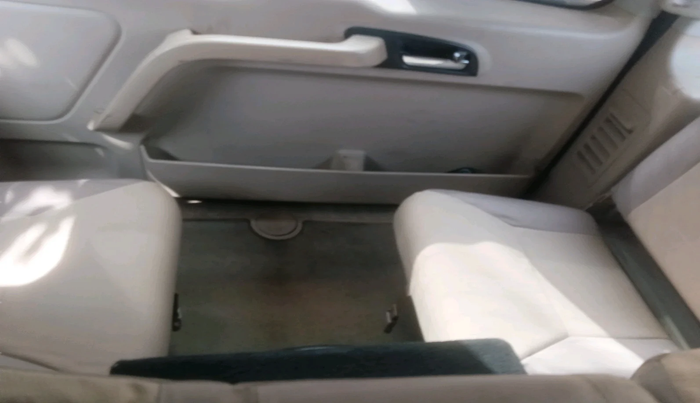 2013 Tata Safari Storme 2.2 EX 4X2, Diesel, Manual, 1,13,394 km, interior