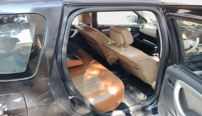 2013 Renault Duster 85 PS RXL DIESEL, Diesel, Manual, 1,04,165 km, interior