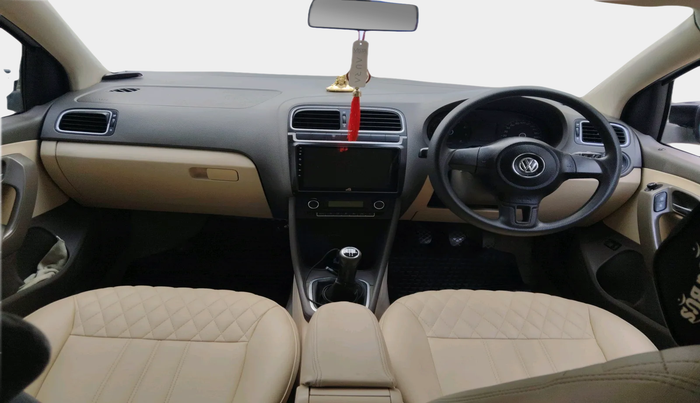 2011 Volkswagen Vento HIGHLINE 1.6 MPI, Petrol, Manual, 85,273 km, interior