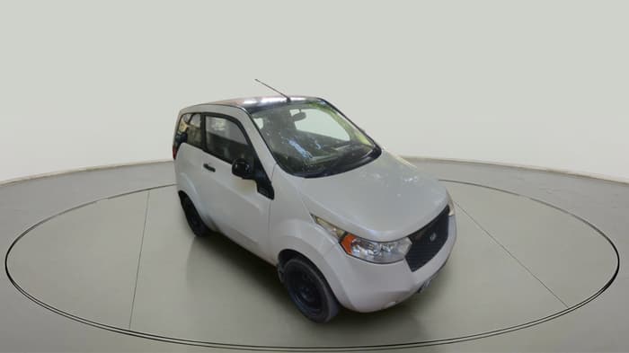 2015 Mahindra E2O T2, Electric, Automatic, 91,000 km, exterior