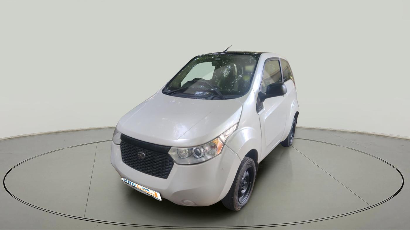 2015 Mahindra E2O T2, Electric, Automatic, 91,000 km, exterior