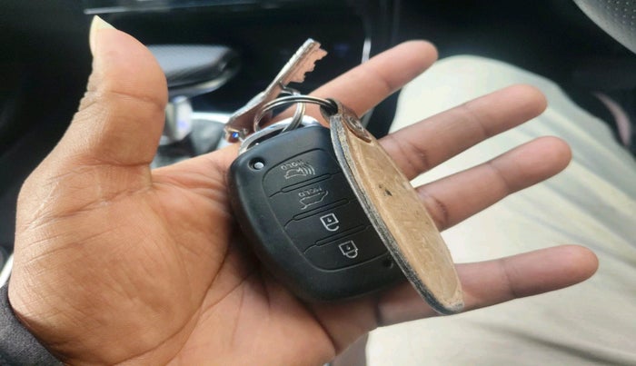 2021 Hyundai ALCAZAR 1.5 SIGNATURE (O) AT 6STR, Diesel, Automatic, 49,008 km, interior