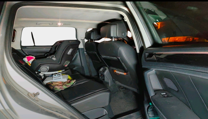2017 Volkswagen TIGUAN HIGHLINE TDI AT, Diesel, Automatic, 1,79,614 km, interior
