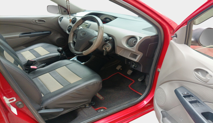 2011 Toyota Etios G, Petrol, Manual, 56,396 km, interior
