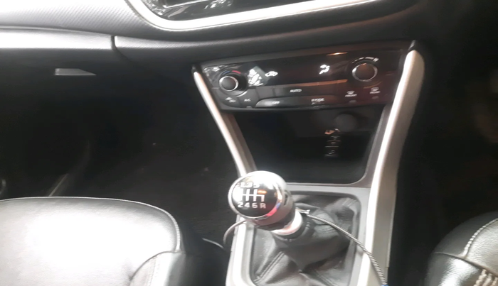 2017 Maruti S Cross ALPHA 1.6, Diesel, Manual, 97,736 km, interior