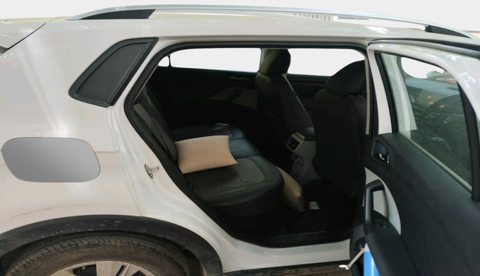 2024 Skoda KUSHAQ AMBITION 1.0L TSI MT, Petrol, Manual, 5,048 km, interior