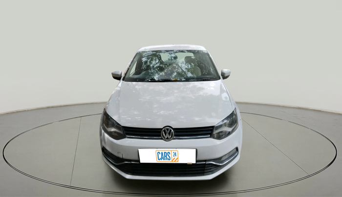 2015 Volkswagen Polo HIGHLINE1.5L, Diesel, Manual, 1,09,413 km, exterior