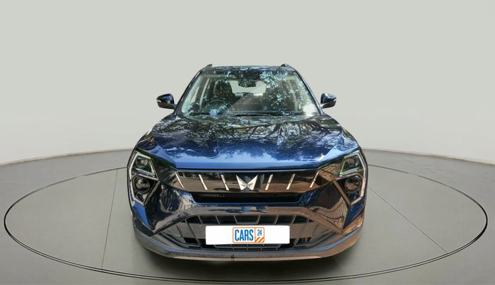 2024 Mahindra XUV 3XO AX5 1.5 Turbo Diesel Autoshift Plus, Diesel, Automatic, 15,539 km, exterior